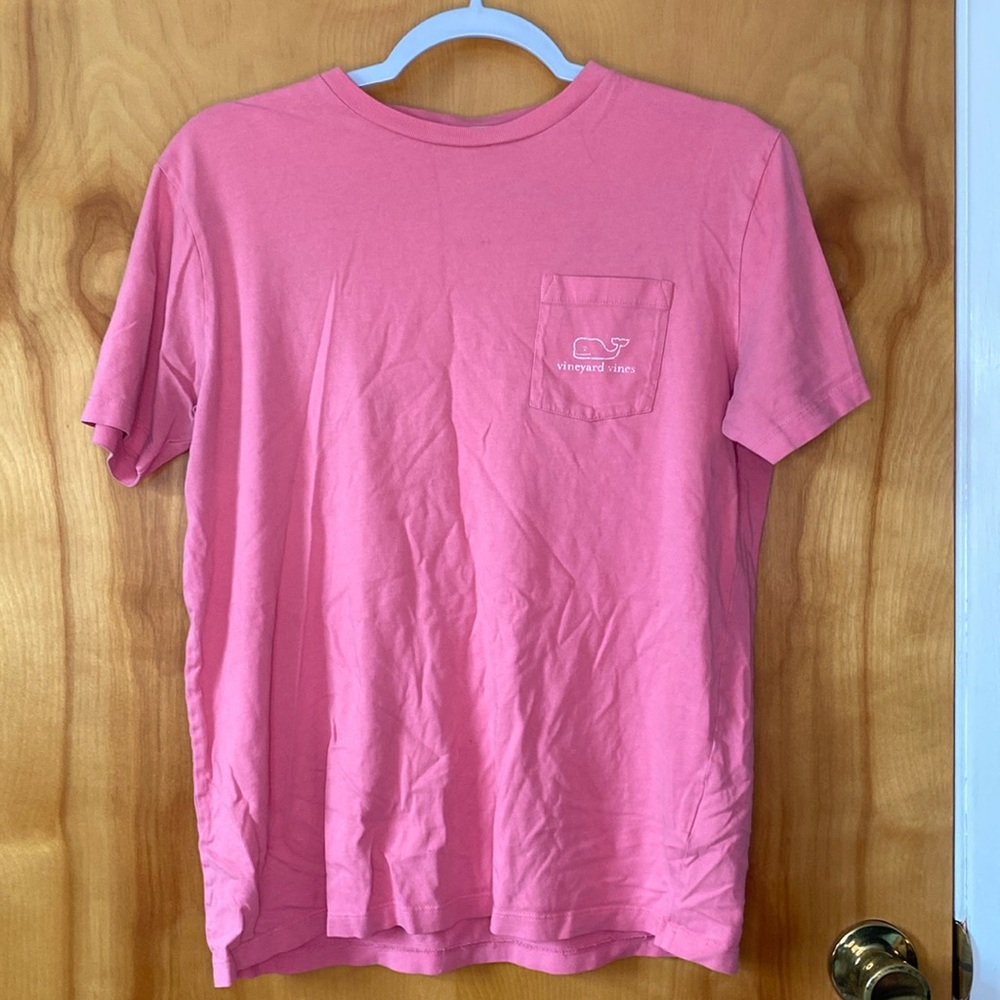 Vineyard Vines t-shirt